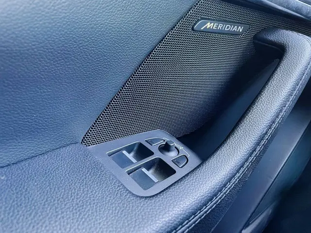 Jaguar F-Type P300 RWD 2019 Benzine 15