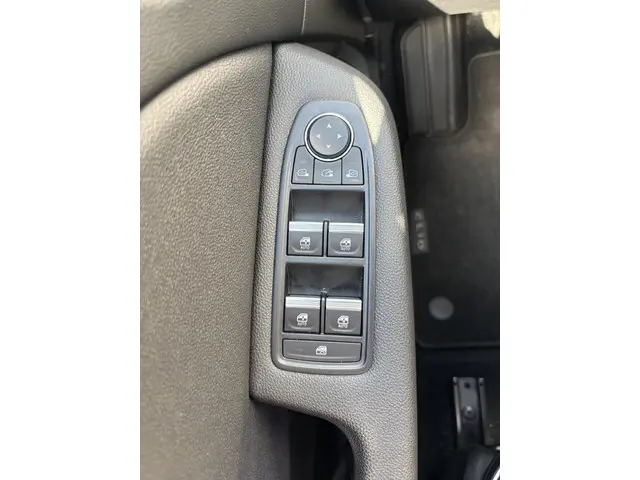 Renault Clio TCe 90 Intens 2021 Benzine 15
