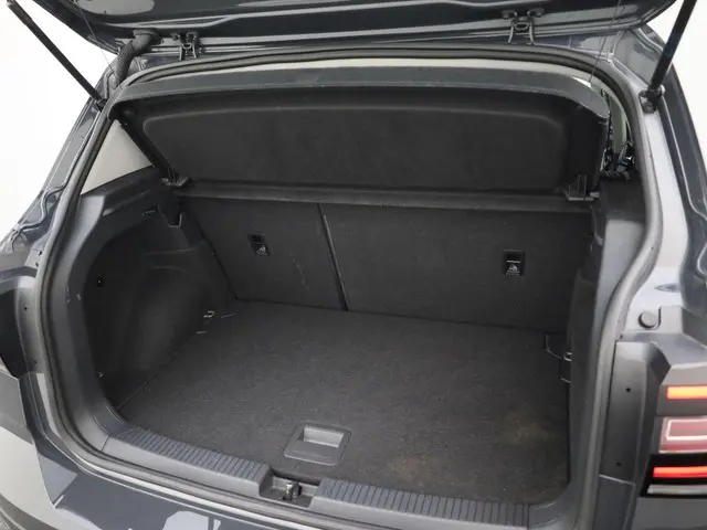 Volkswagen T-Cross 1.0TSI/95PK Life 2021 Benzine 23