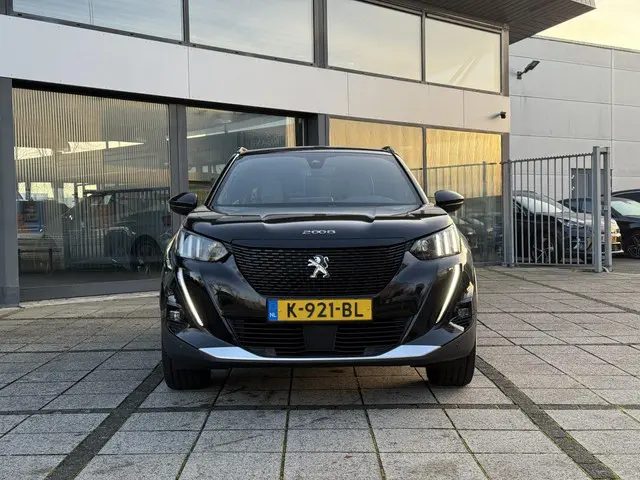 Peugeot e-2008 EV GT 50 kWh 2020 Elektrisch 9