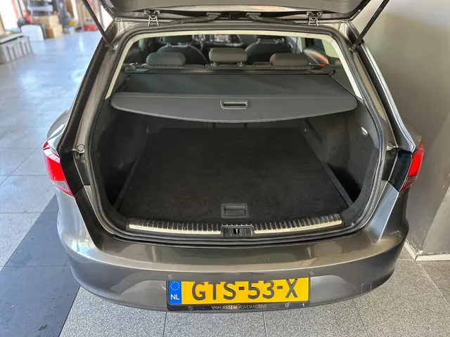 SEAT Leon ST 1.2 TSI Style Business|PANORAMA 2016 Benzine 21