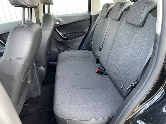 Citroën C3 1.2 PureTech Collection 2016 Benzine 6