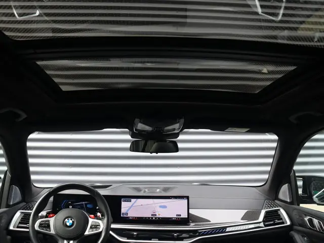 BMW X5 M Competition 2025 Benzine 48