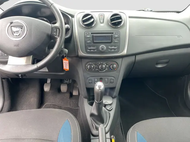 Dacia Logan MCV 0.9 TCe 10th Anniversary 2015 Benzine 12