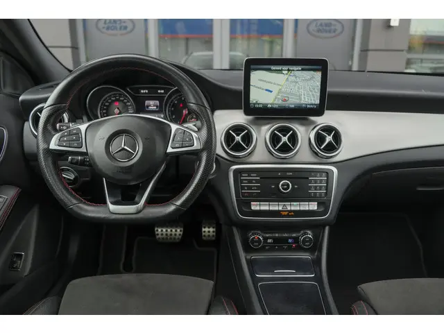 Mercedes-Benz GLA GLA180 AMG 122pk 2019 Benzine 9