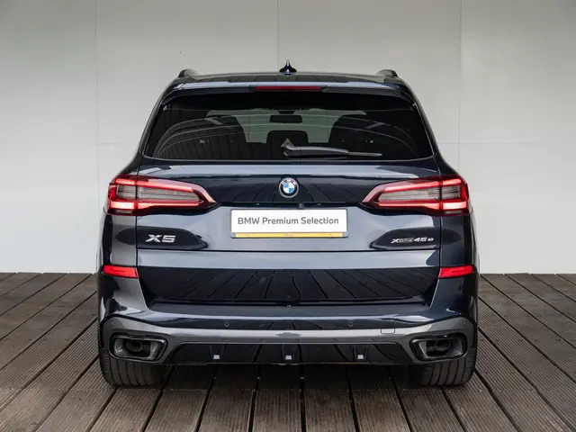 BMW X5 xDrive45e 2021 Hybride Benzine 6