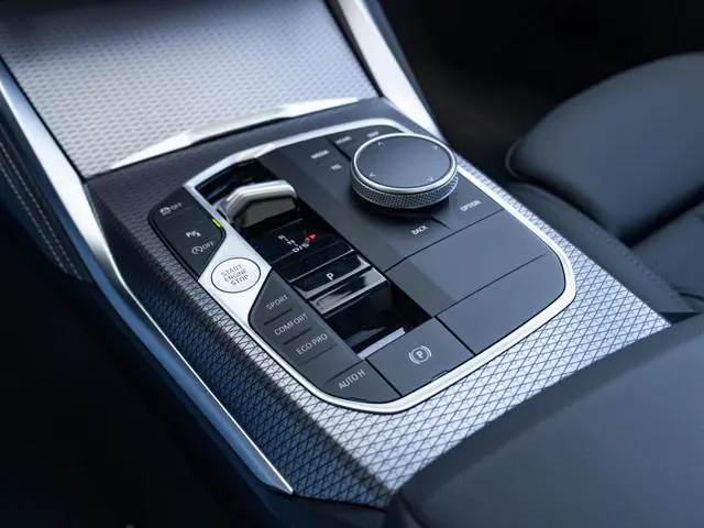 BMW 4 Serie 420i Coupé M Sport Pro 2025 Benzine 21