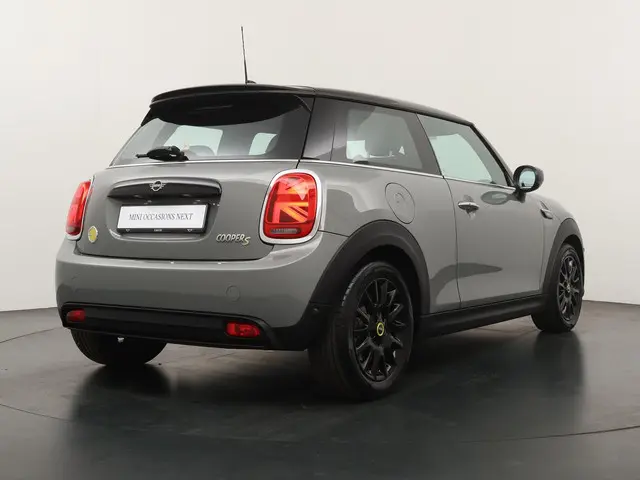 MINI Electric Camden Edition 33 kWh 2022 Elektrisch 8