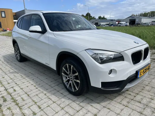BMW X1 sDrive18i 2013 Benzine 2