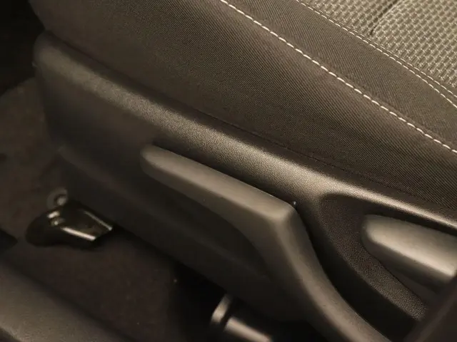 Toyota Yaris 1.5 Hybrid Aspiration 2015 Hybride Benzine 20