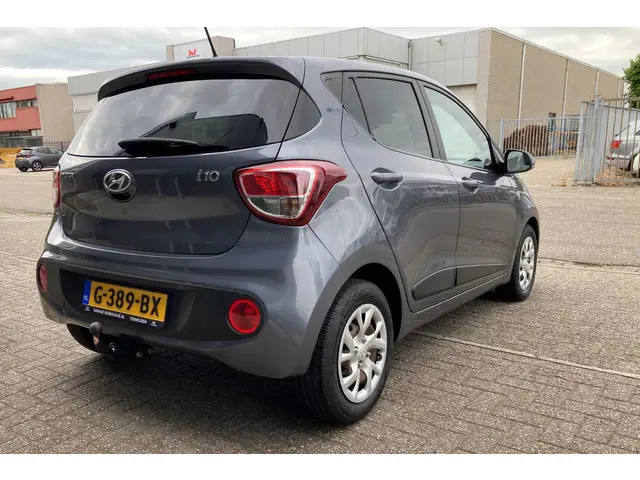 Hyundai i10 3
