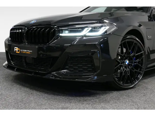 BMW 5 Serie 530e xDrive M Sport 2023 Hybride Benzine 16