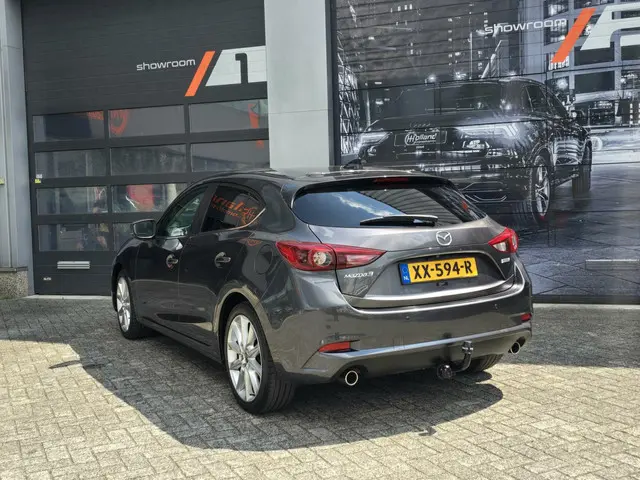 Mazda 3 2.0 SkyActiv-G 120 SkyLease GT 2018 Benzine 10