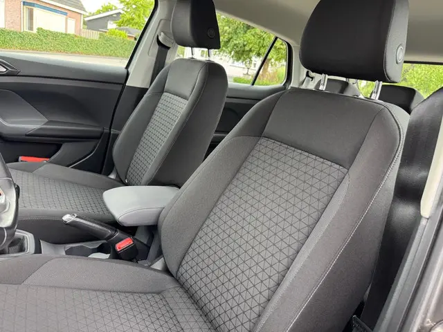 Volkswagen T-Cross 1.0 TSI Life 2020 Benzine 12