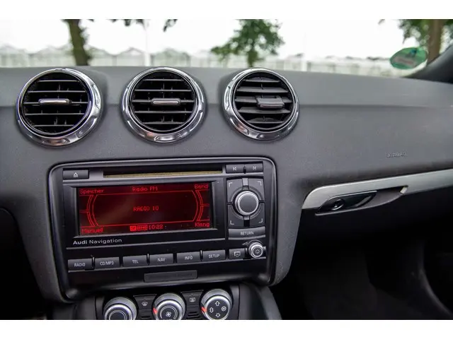 Audi TT 1.8 TFSI Pro Line S cabrio 2012 Benzine 12