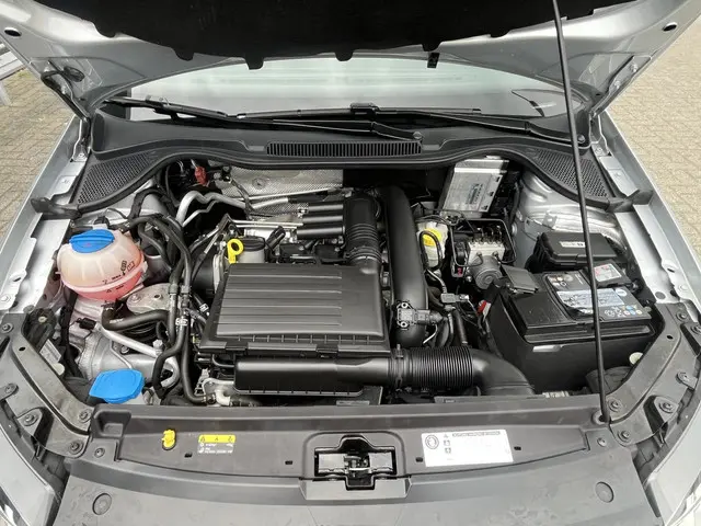 Volkswagen Polo 1.2 TSI Highline 2017 Benzine 20
