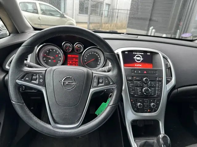 Opel Astra Sports Tourer 1.4 Turbo Sport + 2015 Benzine 7