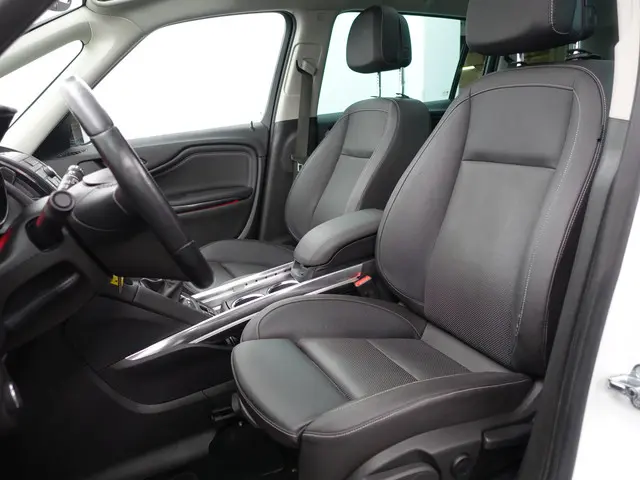 Opel Zafira Tourer 1.4 Innovation OPC- 2016 Benzine 22