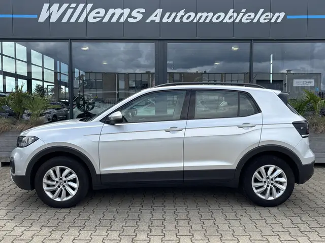 Volkswagen T-Cross 3