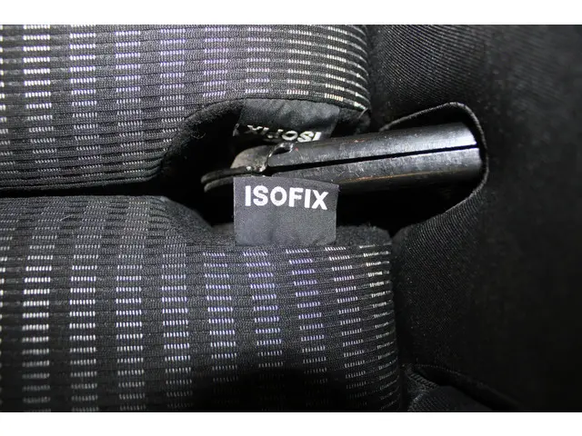 Peugeot 107 1.0 Envy 2013 Benzine 8