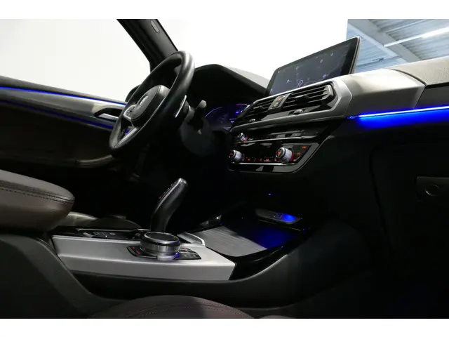 BMW X3 xDrive20i M Sport 2020 Benzine 32