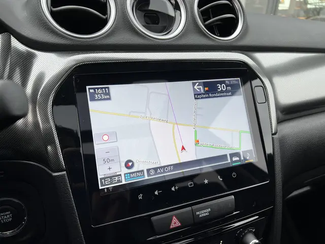 Suzuki Vitara 1.5 Hybrid Style 2025 Hybride Benzine 10