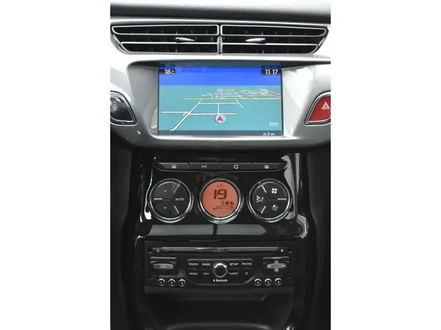 Citroën C3 1.2 VTi Exclusive 2013 Benzine 15