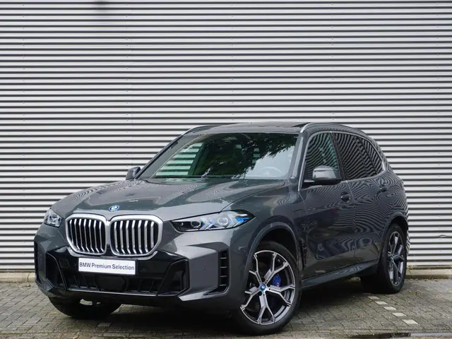 BMW X5 xDrive50e 2023 Hybride Benzine 42