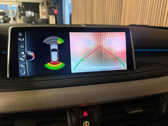 BMW X5 M - Nwe motor BMW dealer onderhouden 2016 Benzine 11