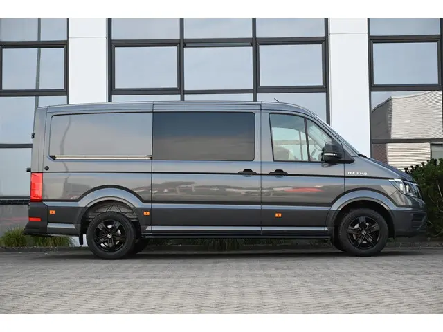 Volkswagen Crafter 35 2.0 TDI L3H2 140 PK DSG 2022 Diesel 8