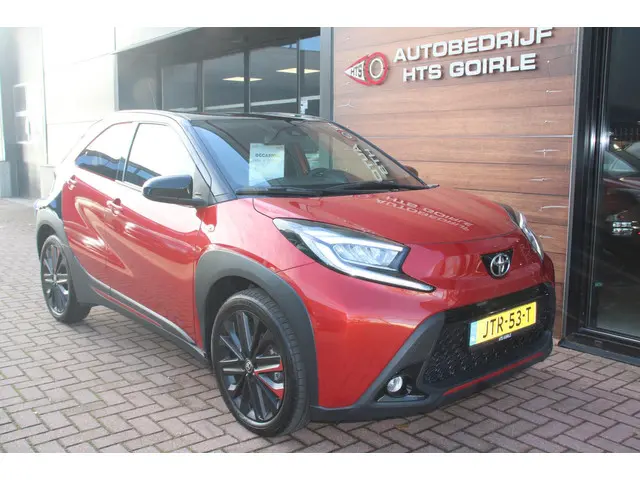 Toyota Aygo X 1.0 VVT-i S-CVT first 2023 Benzine 6