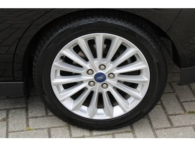 Ford C-MAX 1.0 EcoBoost 125 PK Titanium 2019 Benzine 12