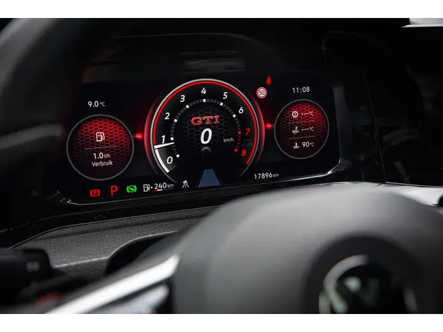 Volkswagen Golf 2.0 TSI GTI Clubsport 2021 Benzine 25