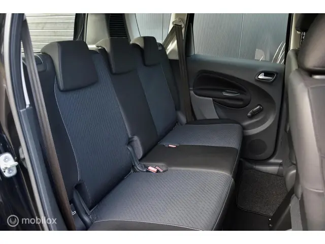 Citroën C3 Picasso 1.4 VTi Attraction 2013 Benzine 10