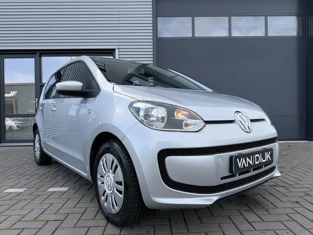 Volkswagen up! 1.0 move up! BlueMotion 2013 Benzine 28