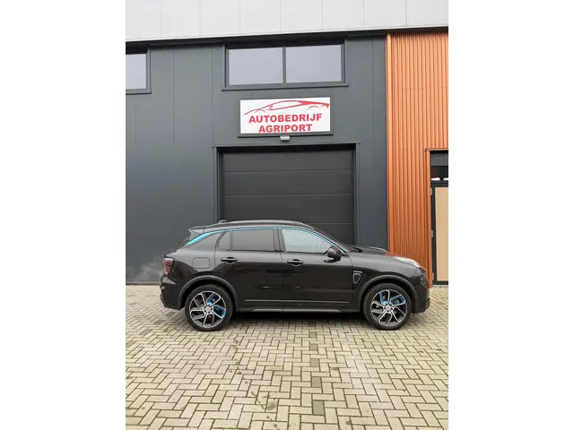 Lynk & Co 01 1.5 2023 Hybride Benzine 10