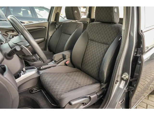 Honda Jazz 1.3i VTEC COMFORT 2018 Benzine 8