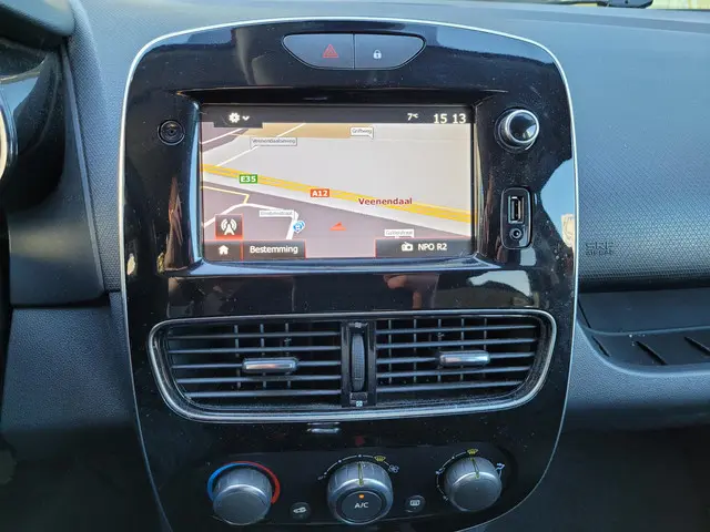 Renault Clio Estate 0.9 TCe Limited 2019 Benzine 11