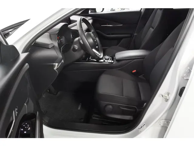 Mazda CX-30 2.0 e-X 186pk Homura 2024 Benzine 7