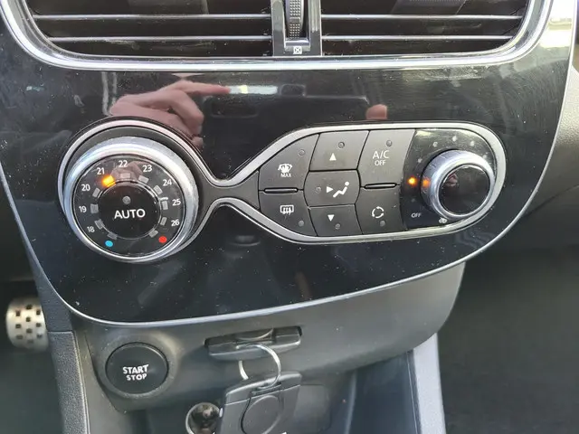 Renault Clio 0.9 TCe GT-Line 2018 Benzine 25