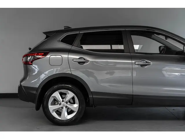 Nissan QASHQAI 1.2 Business Edition 2018 Benzine 38