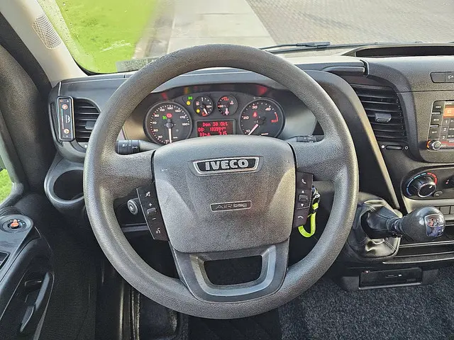 Iveco Daily 35C18 2017 Diesel 10