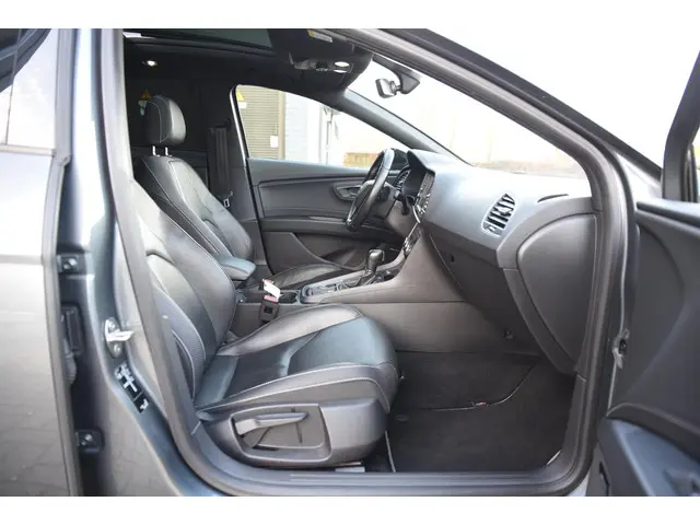 SEAT Leon ST 2.0 TSI CUPRA 300 2017 Benzine 17