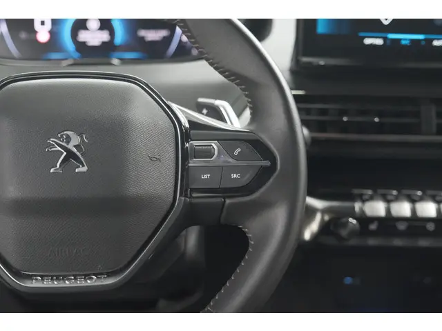 Peugeot 5008 PureTech 130 EAT8 Active Pack 2023 Benzine 34