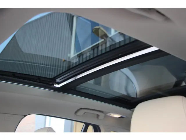 BMW X1 sDrive20i High Executive 2020 Benzine 27