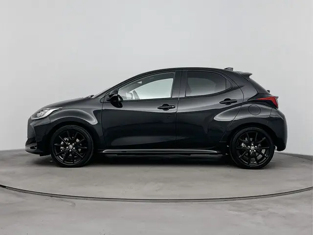 Toyota Yaris 1.5 Hybrid Executive 2023 Hybride Benzine 6