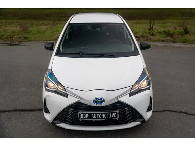 Toyota Yaris 1.5 Hybrid Active 2019 Hybride Benzine 32