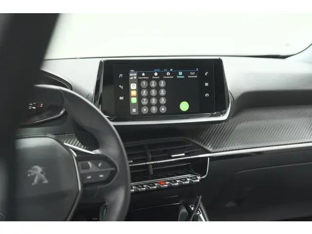 Peugeot 2008 PureTech 102 Allure Pack 2023 Benzine 41