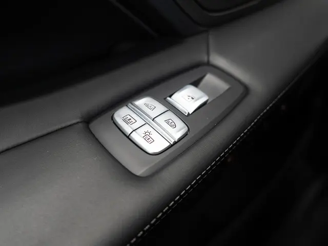 BMW 7 Serie 750Li xDrive 2022 Benzine 42
