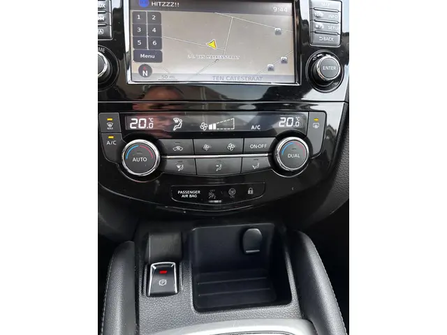 Nissan QASHQAI 1.2 N-Connecta 2017 Benzine 24
